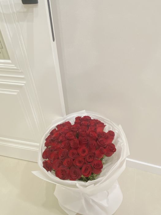Продам букет красных роз