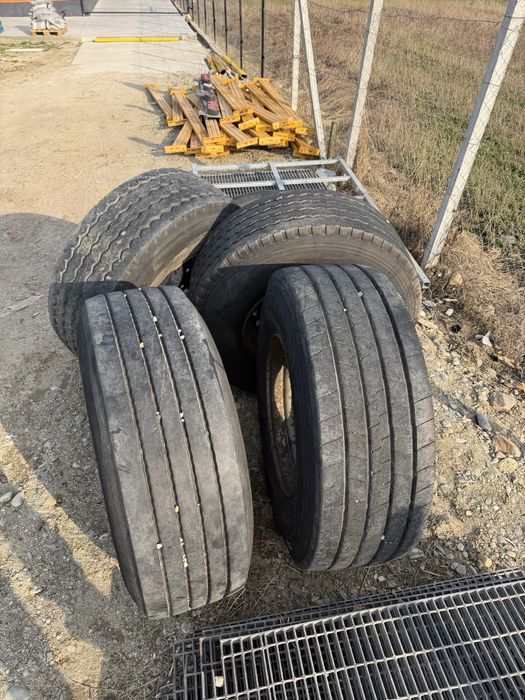 Anvelope camion / semiremorcă 385/65 R22.5 cu jante