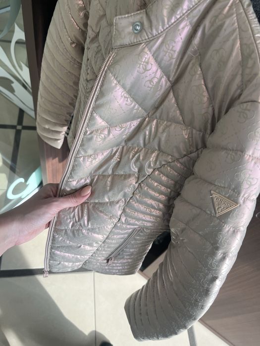 Дамско яке Guess