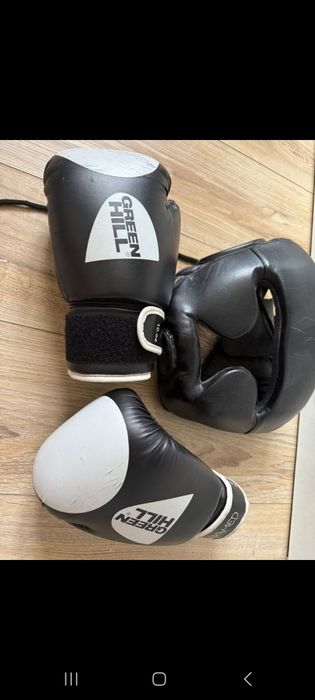 Перчатка и шлем  Green Hil