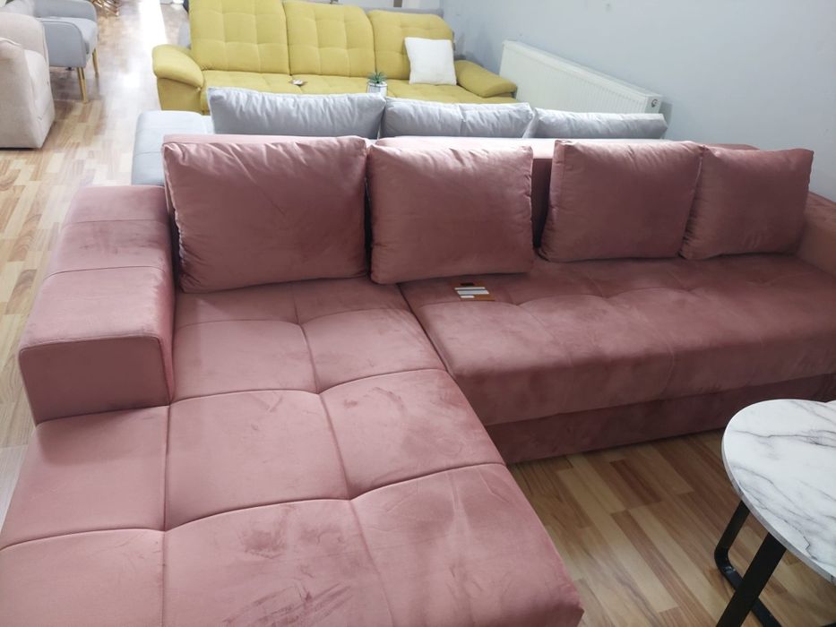 Vând  colțar  living