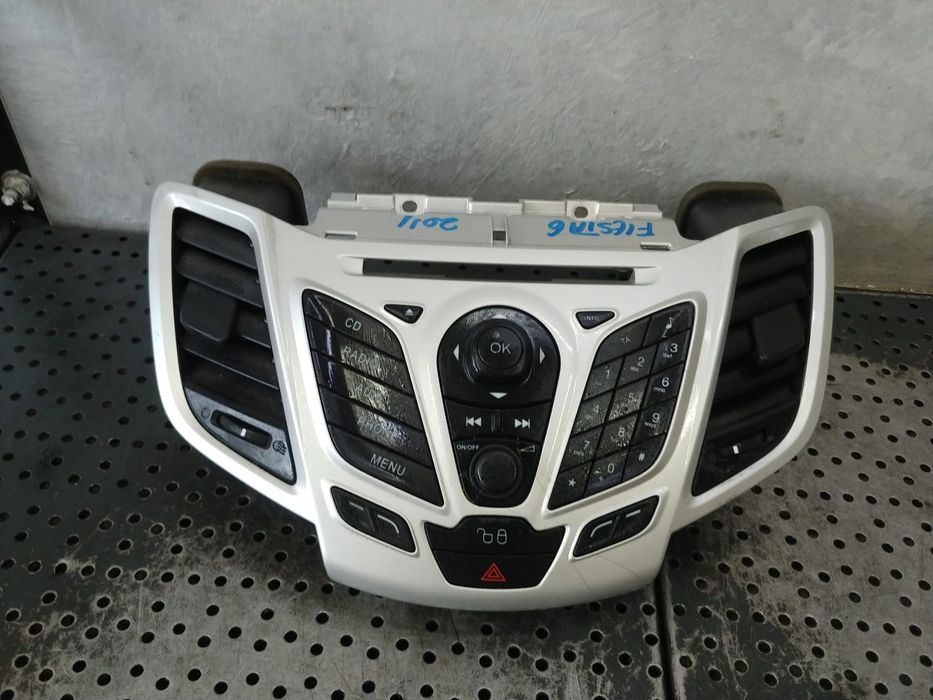 panou butoane consola centrala ford fiesta 6 cb1 ccn 8a6118a802bfhw 8a6t18k811bbe