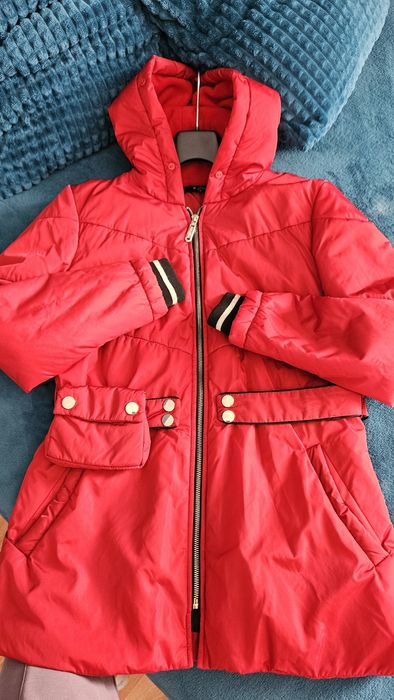 Червено зимно яке с колан!