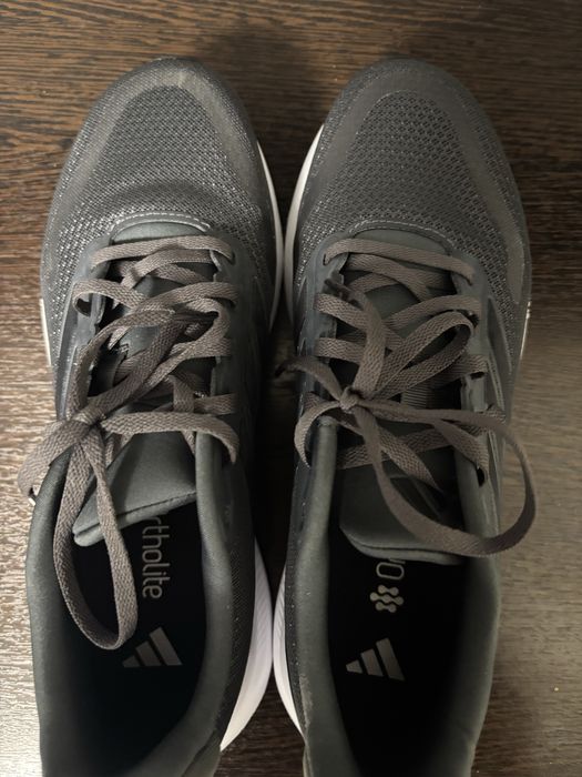 Кроссовки Adidas