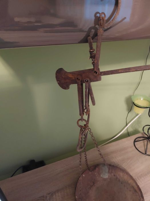 Стар кантар- паланца с топуз и ченгели.