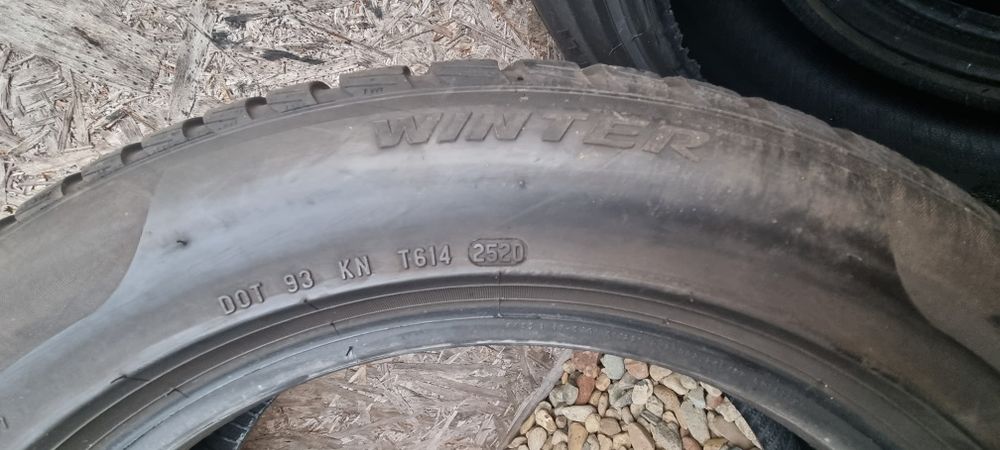 Anvelope Pirelli Sottozero3 Winter *BMW M+S 205/60 R17 93H