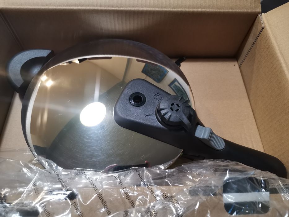 Тенджера под налягане Stoneline