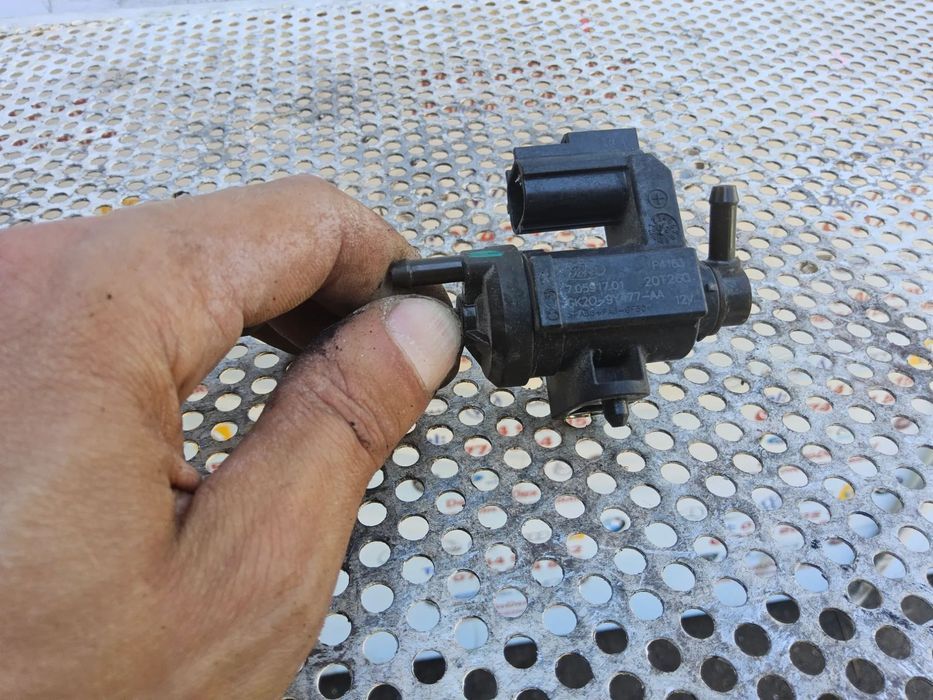 Supapa vacuum Ford Ranger cod gk2q9y477a solenoid transit custom ecoblue