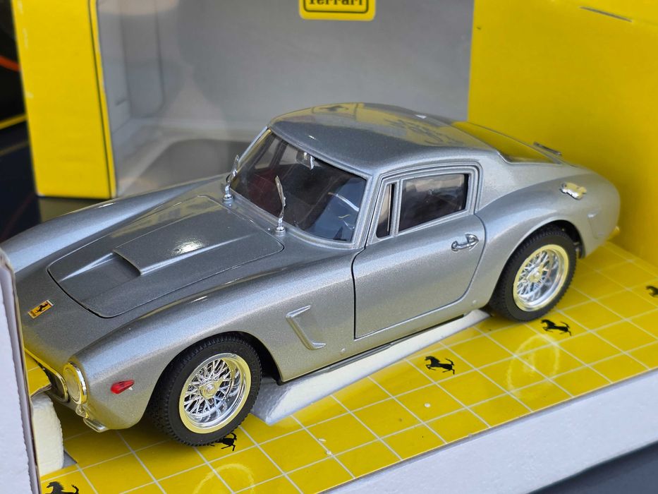 Macheta Auto 1/18 Revell Jouef Evolution Ferrari 250 GT Berlinetta 1961