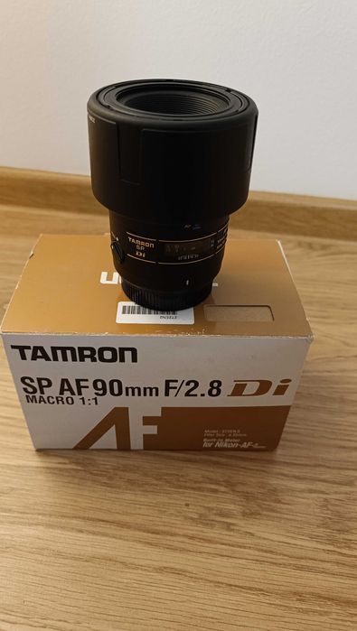 Tamron SP AF 90mm f/2.8 Di Macro 1:1 (Model 272EN II) pentru Nikon