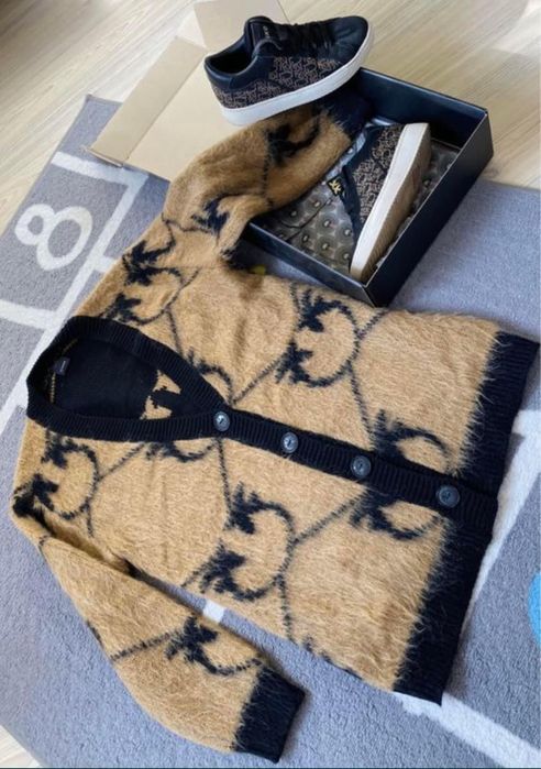 Pinko-оригинална вълнена жилетка!