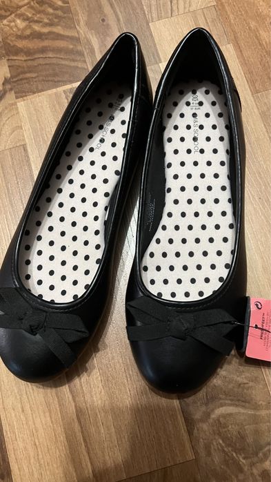 Туфельки Mark& Spanser из натуральной кожи! 37 размео. Новая!