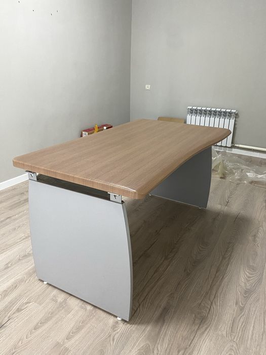 Стол рабочий офисный компьютерный