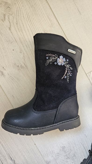 Нови естествена кожа боти и ботуши 23 и 24 размер