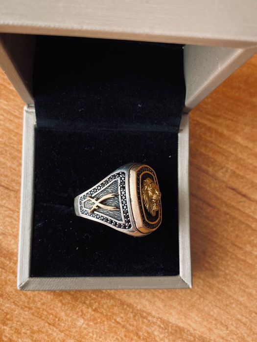 Продам серебро. Печатка.