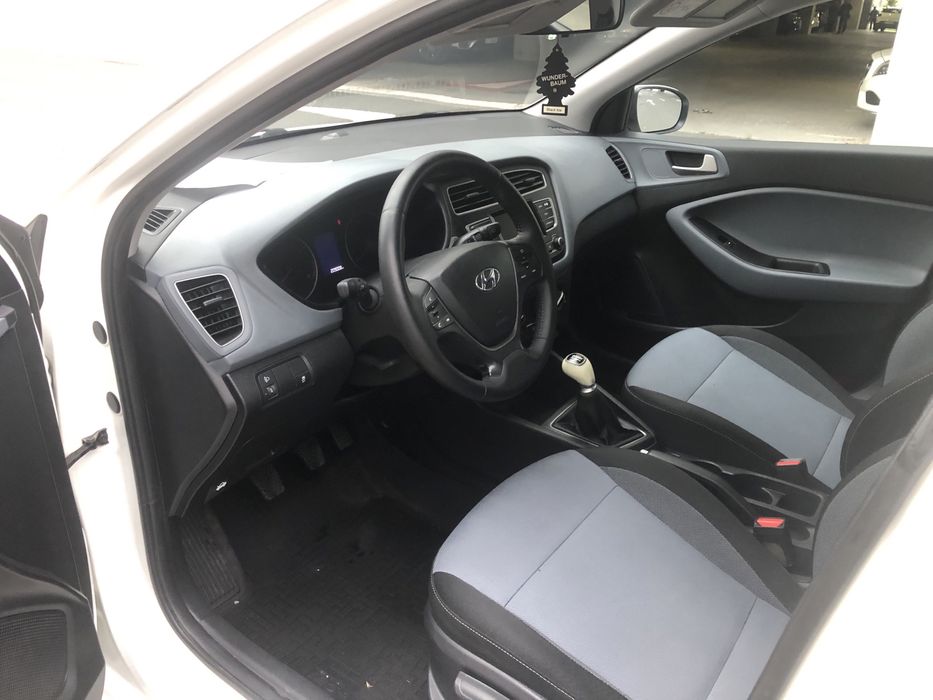 HYUNDAI i20 2020 — imagine 5