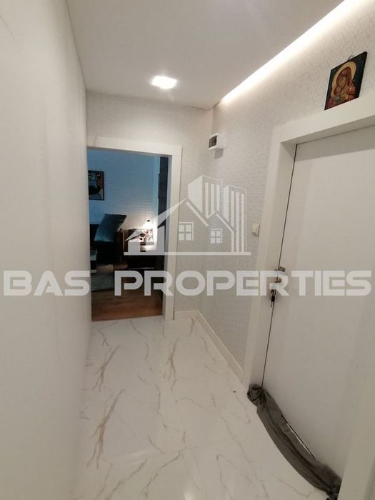 Продава се Двустаен апартамент в София, Люлин 5 - 47 кв.м за 2937 €/кв.м - Снимка #11