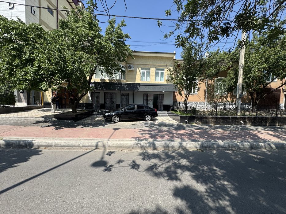 Ахмад Дониш|Динамо|77м²|Шоурум|Офис|Бутик|Авиакаса|Стоматология|Аптека