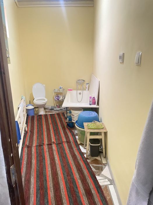 Срочно уй сотилади