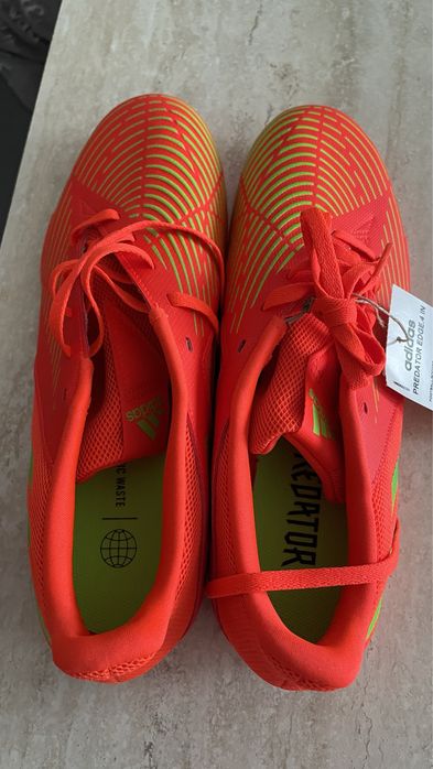 Футболни обувки adidas Predator Edge.4 In Sala GZ5691// 43 номер