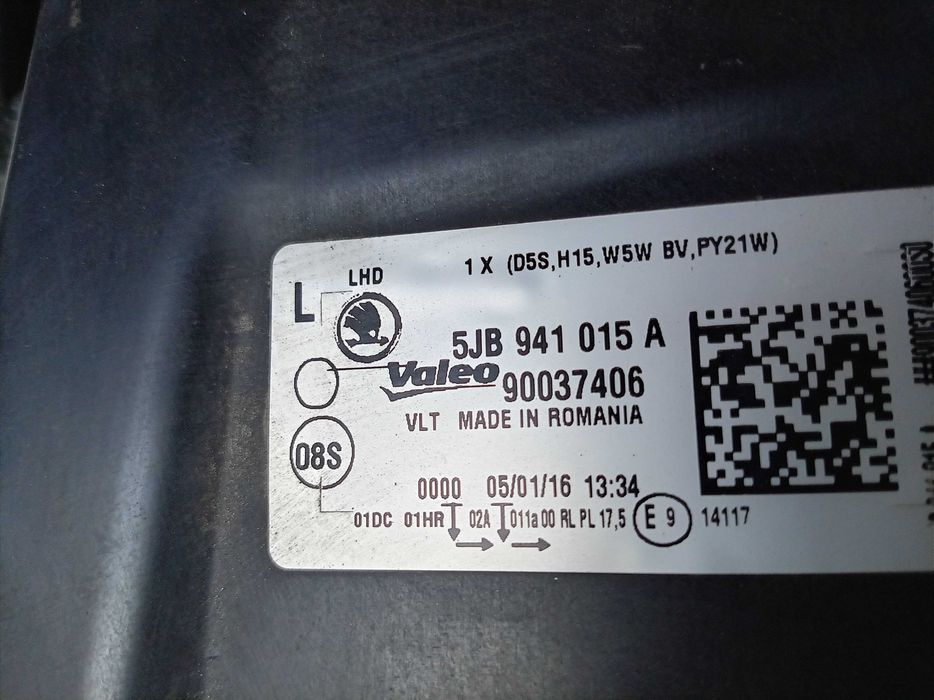 Преден ляв фар Skoda Rapid