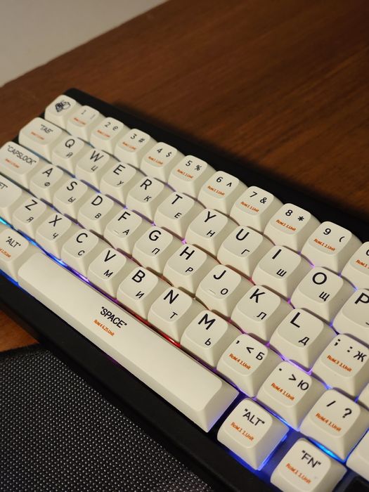 Кастомная механическая клавиатура.