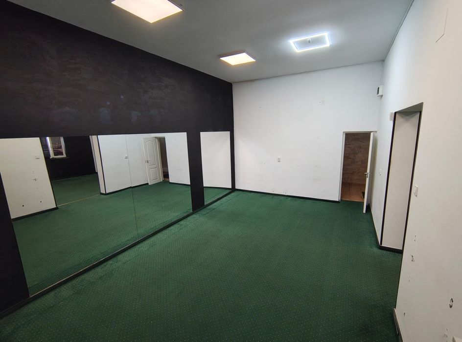 Inchiriez spatiu comercial