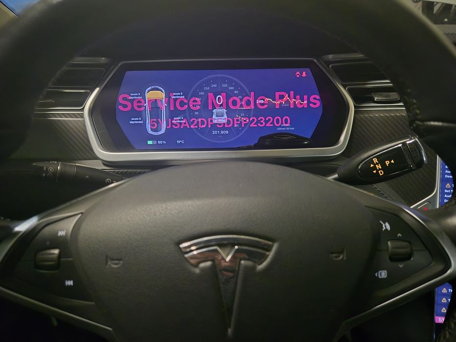 Reparatie autovehicule Tesla