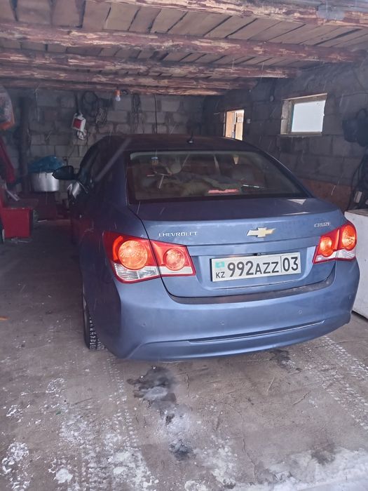 продам Шевролет круз