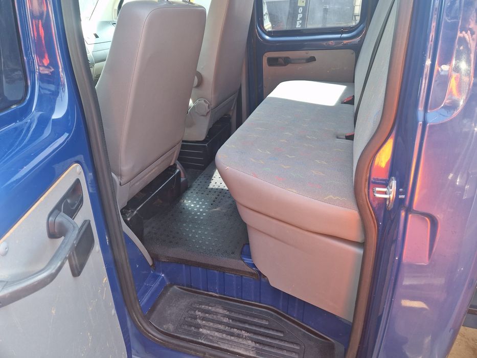 Vand Volkswagen T5 Doka an 2006 motor 1.9D