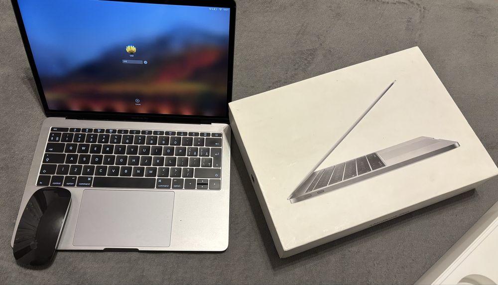 Vand /Schimb Macbook pro 13