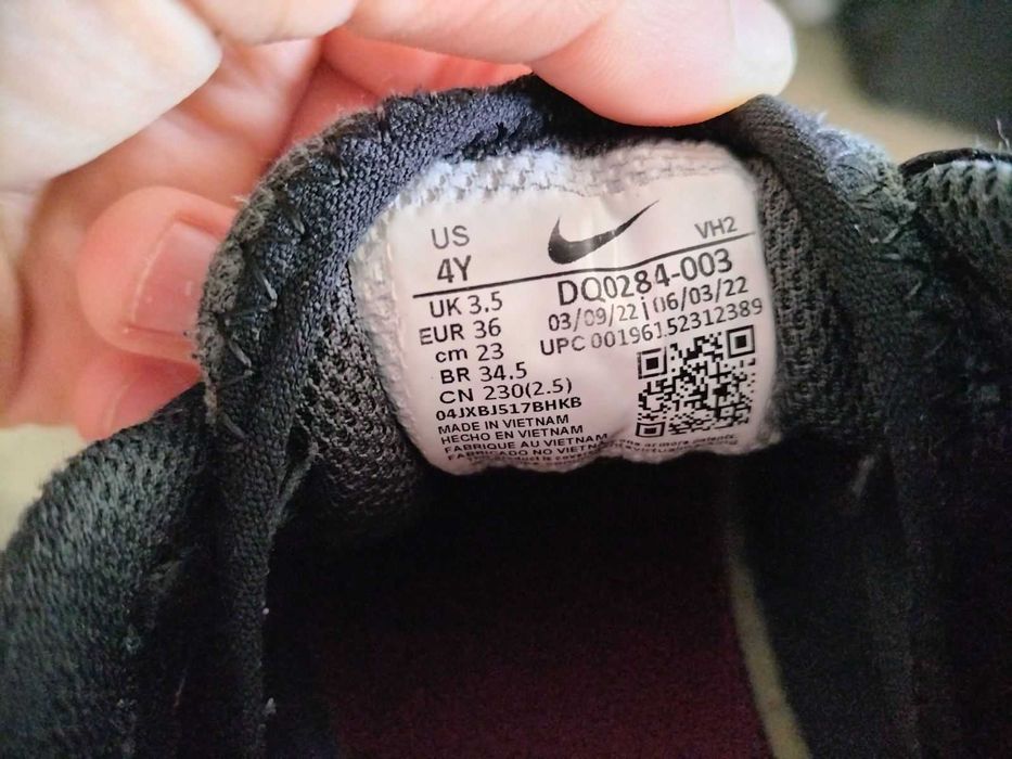 Маратонки nike airmax 36 номер