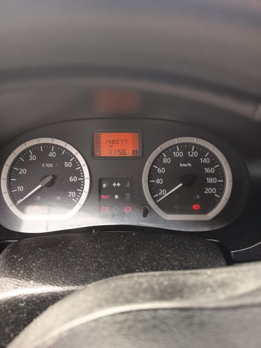 Logan 2007. Al treilea proprietar. La doar 148077. Ac funcțional. Dist