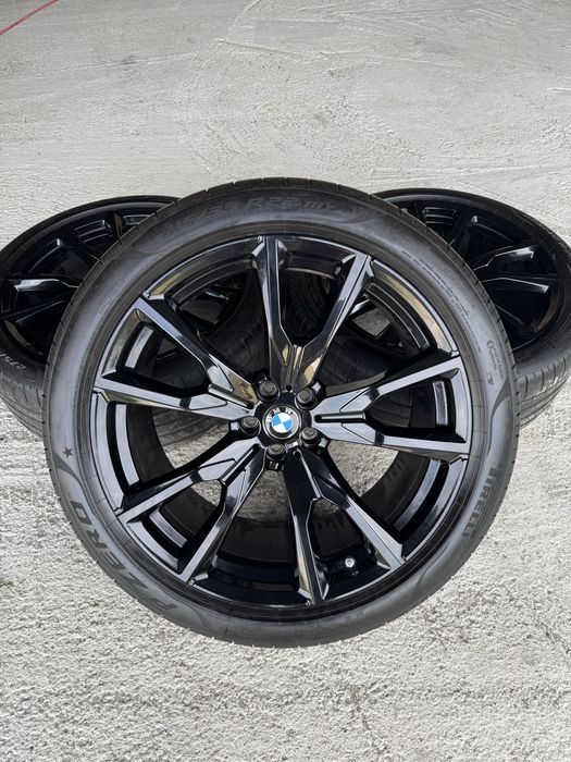 Jante Bmw X7 R22 G07 755M Originale Pirelli de vara