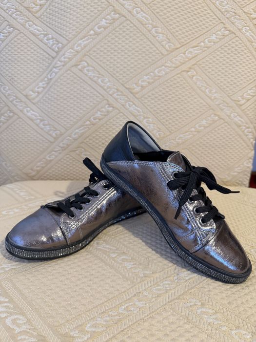 Ежедневни обувки 38 номер