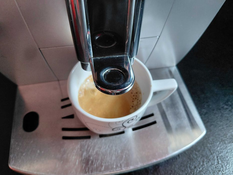 Кафеавтомат delonghi Intensa
