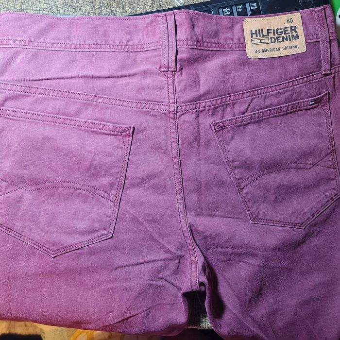 Pantaloni jeans HILFIGER de la Tommy Hilfiger grena blugi W 33 / L 32