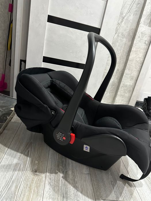 Продам детскую автолюльку