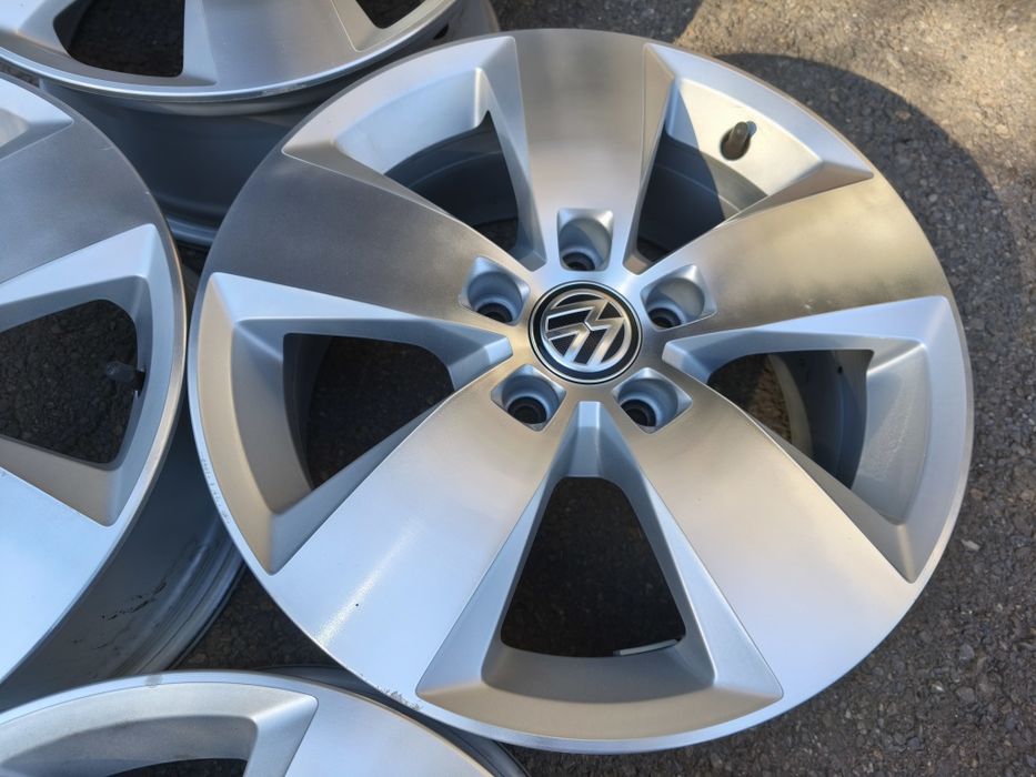 16" оригинални алуминиеви джанти за Vw Passat,Golf,Touran,Caddy.