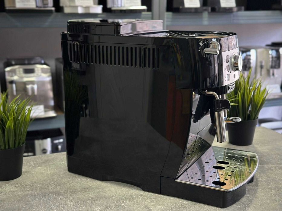 Кафемашина DeLonghi Magnifica S