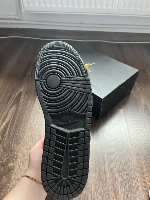 Jordan 1 Mid Reverse Panda 46 Noi in cutie