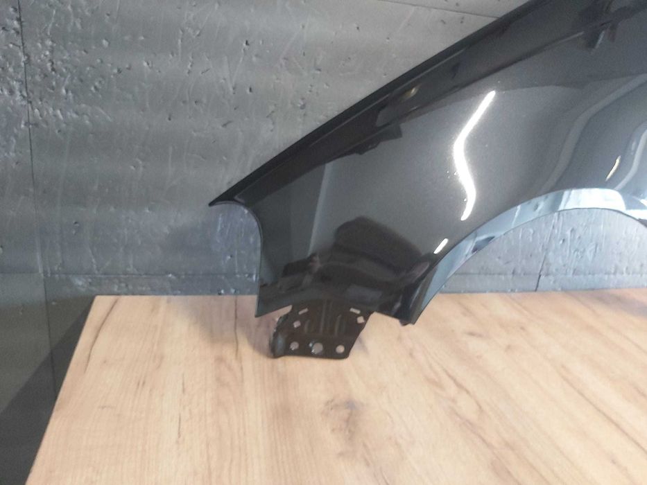 Aripa Fata Stanga VW Polo 6/VI 9N 2005-2009 (LC9Z (Negru))
