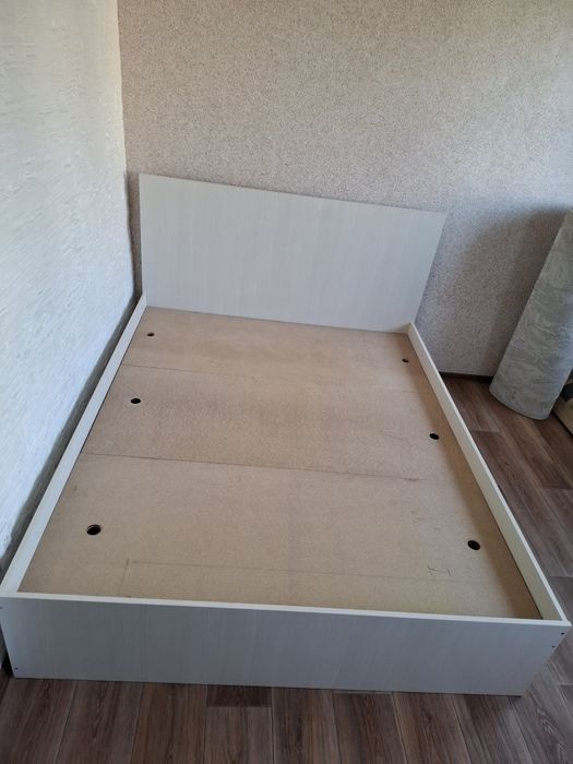 Продам  кровать б/у