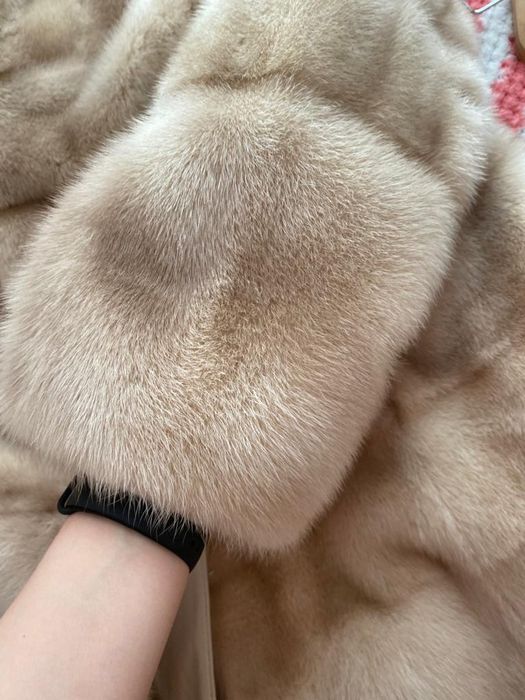 Шуба норковая!!!