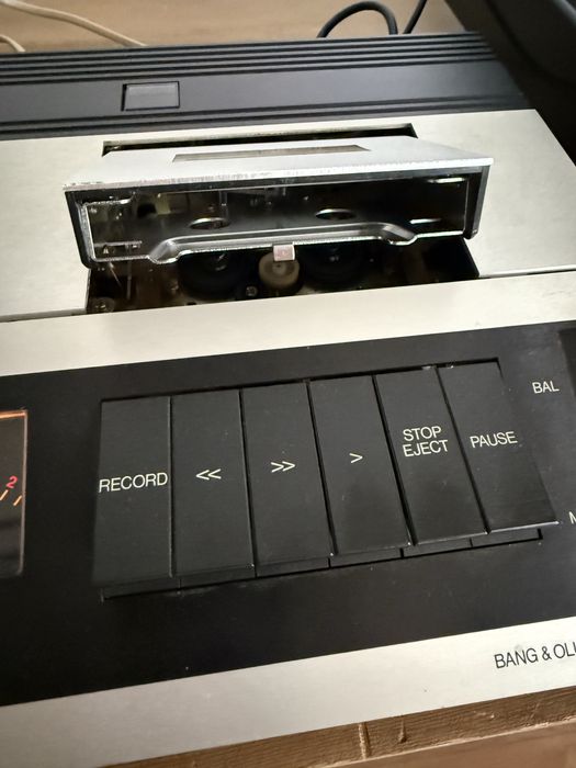 Bang & Olufsen Beocord 1900 deck impecabil