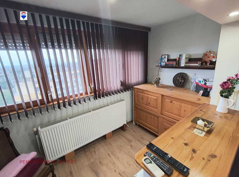 Продава се Четиристаен апартамент в Русе, Чародейка - Север - 103 кв.м за 1135 €/кв.м - Снимка #7