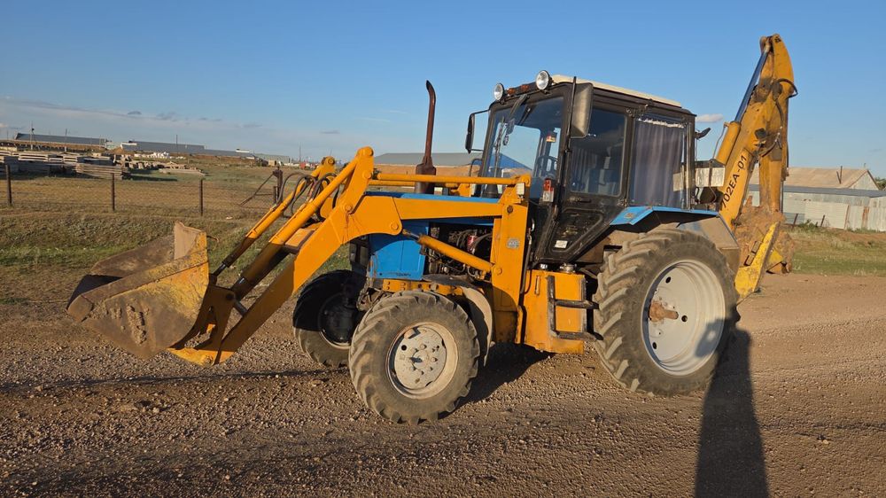 Продам экскаватор