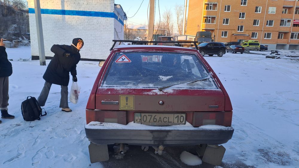 Продам ВАЗ 2109 .