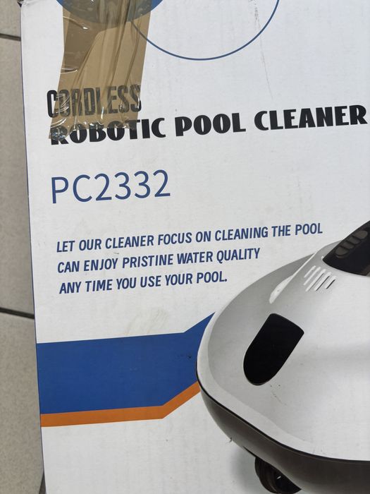 Vind Aspirator de piscina nou