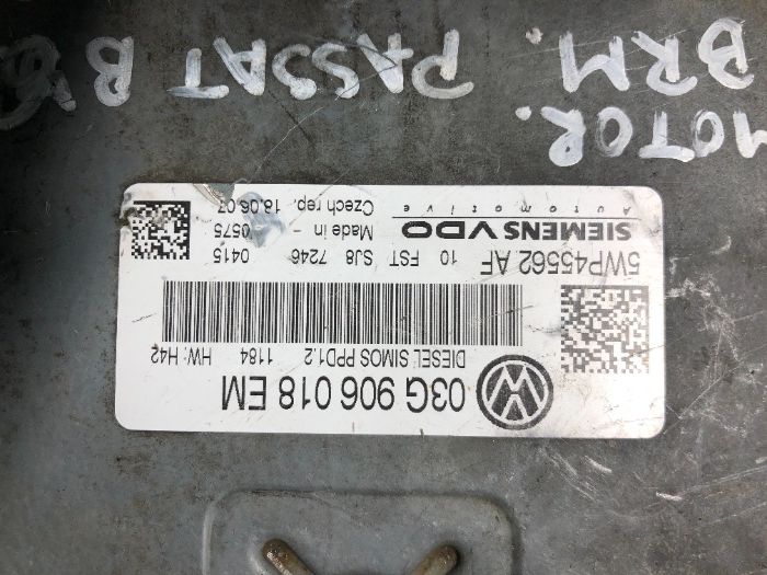 ECU Calculator motor VW 2.0TDI 03G906018EM 5WP45562AF SIMOS PPD1.2